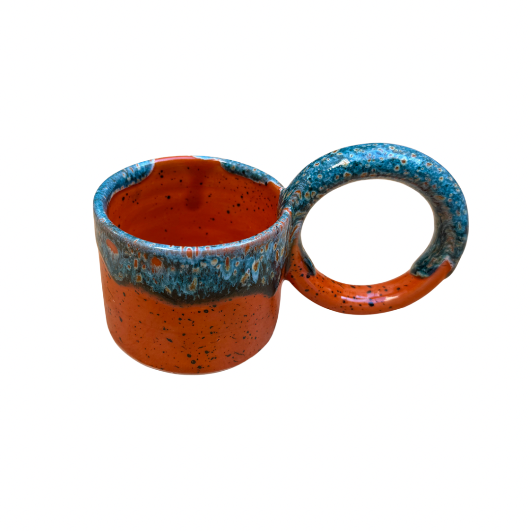 Tasse artisanale en céramique émaillée anse XL
