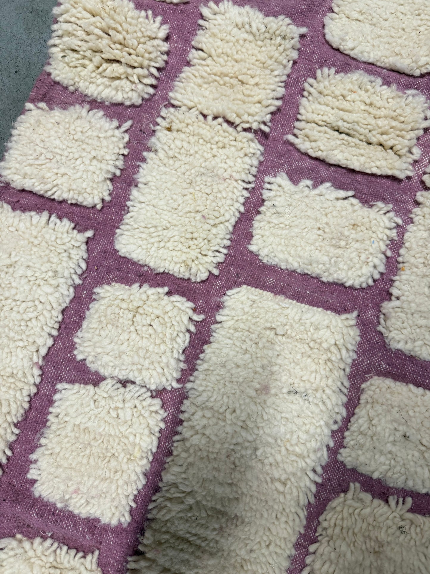 Tapis Berbère Béni Ouarain Écru / Parme