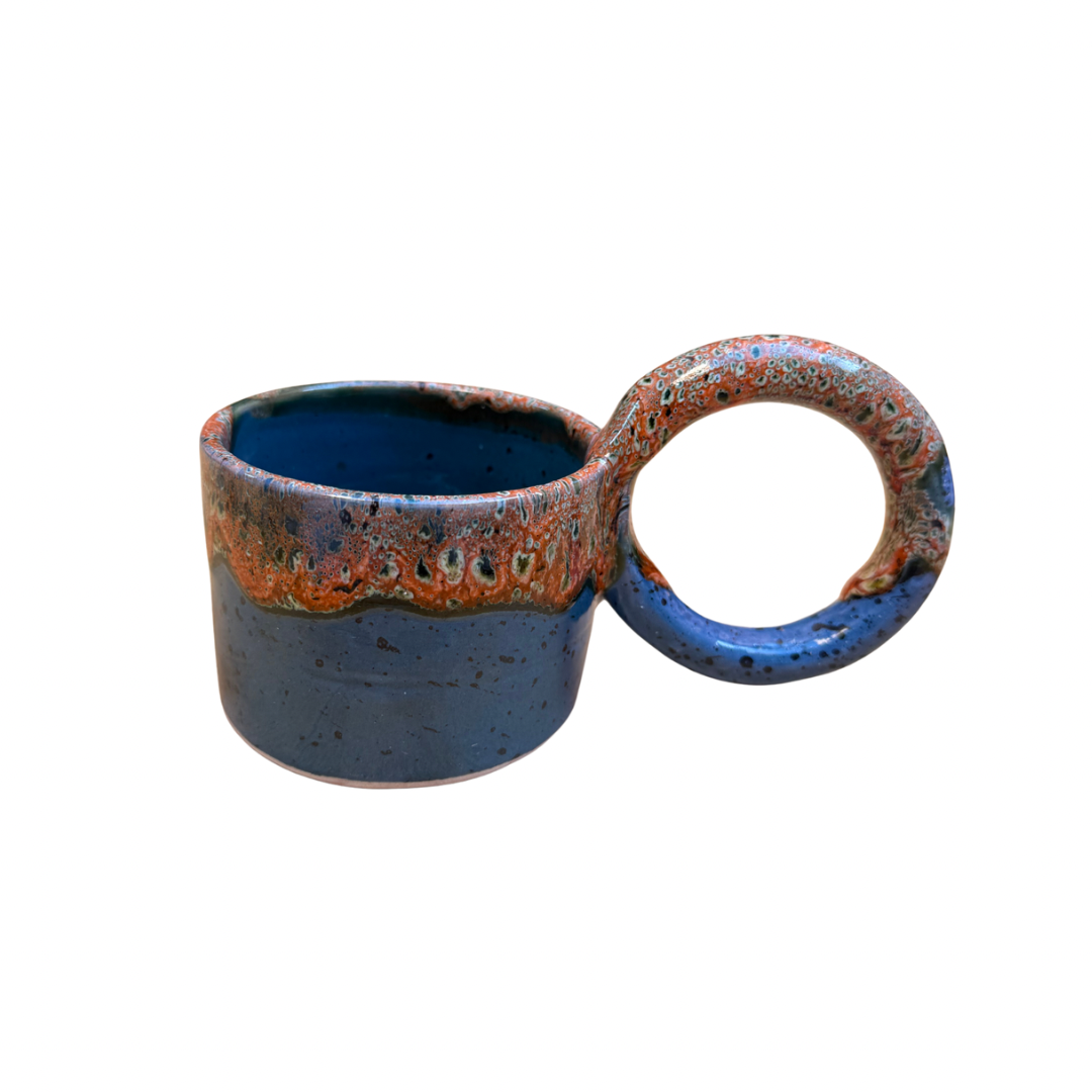 Tasse artisanale en céramique émaillée anse XL