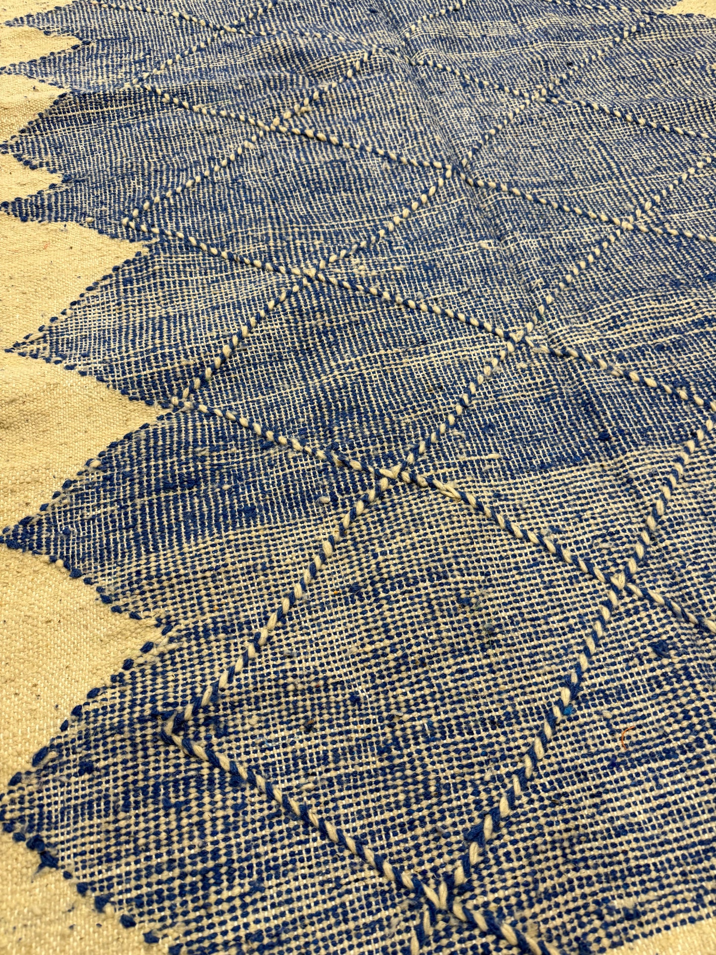 Tapis Zanafi bleu jean