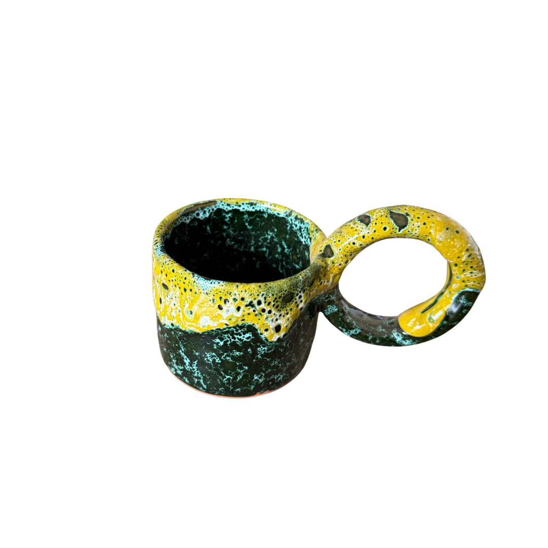 Tasse artisanale en céramique émaillée