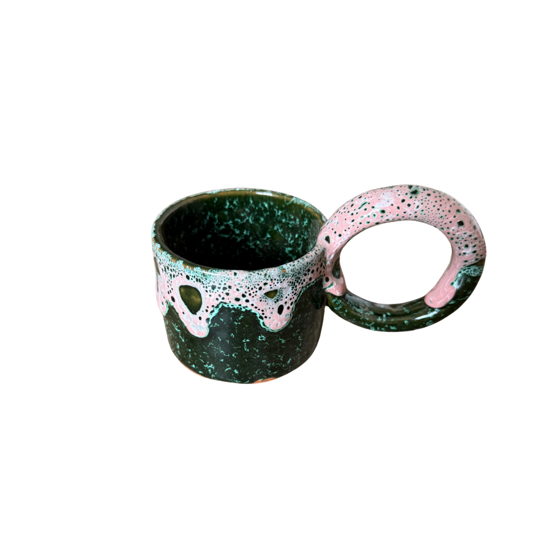 Tasse artisanale en céramique émaillée