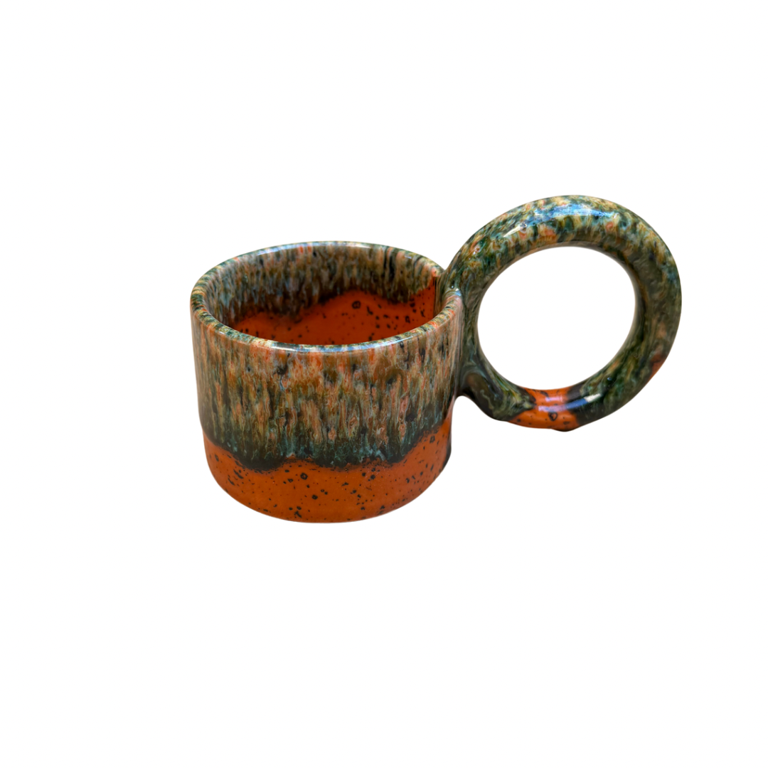 Tasse artisanale en céramique émaillée anse XL