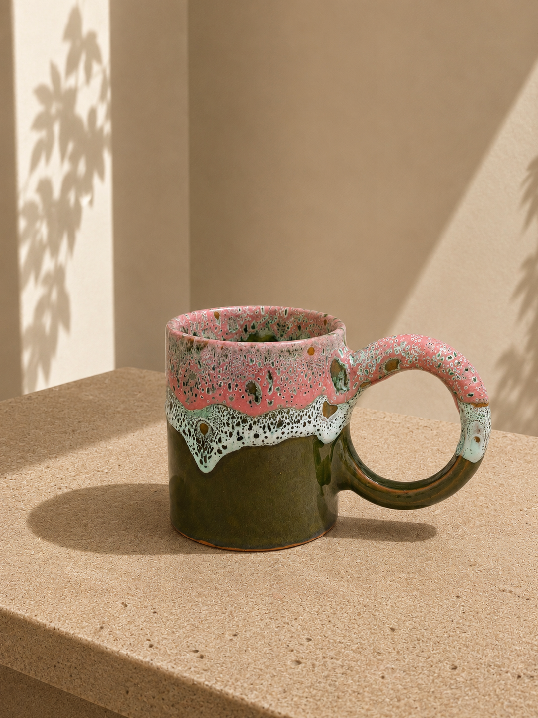 Mug artisanal en céramique émaillée anse XL