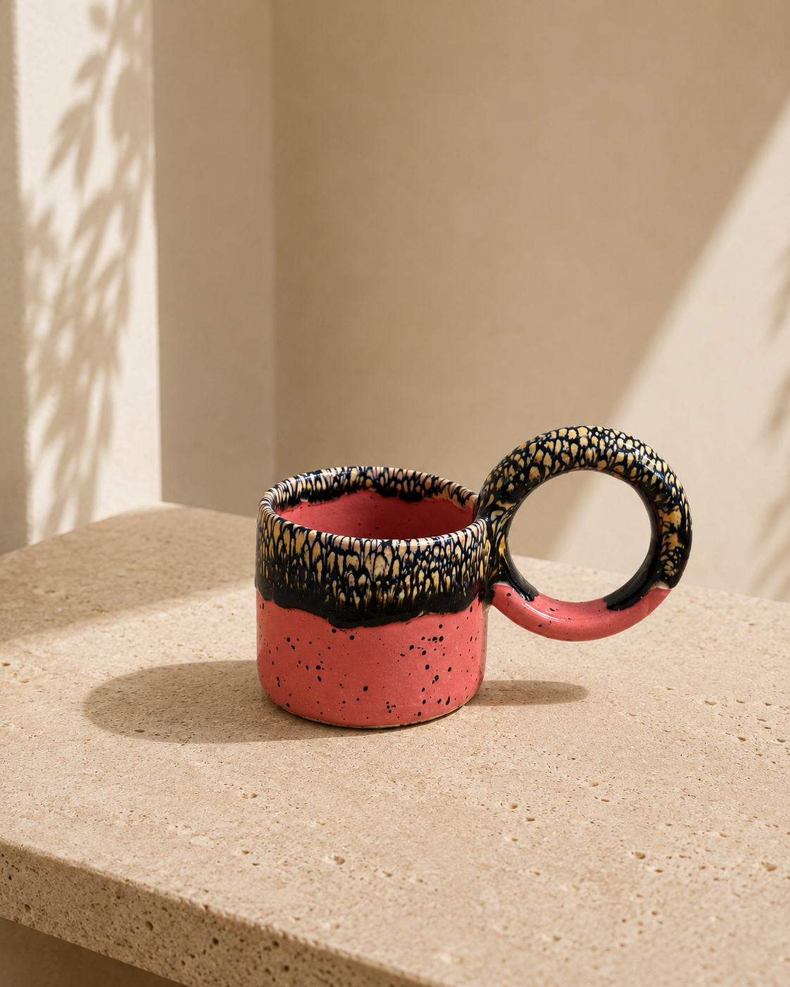 Tasse artisanale en céramique émaillée