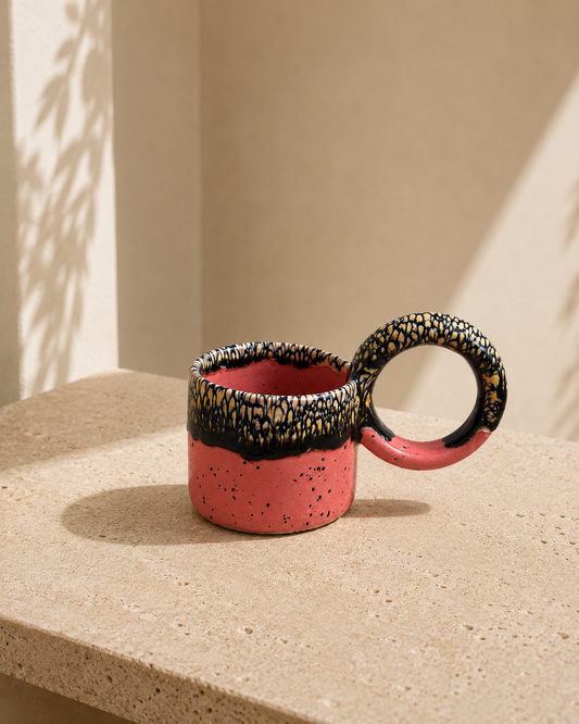 Tasse artisanale en céramique émaillée