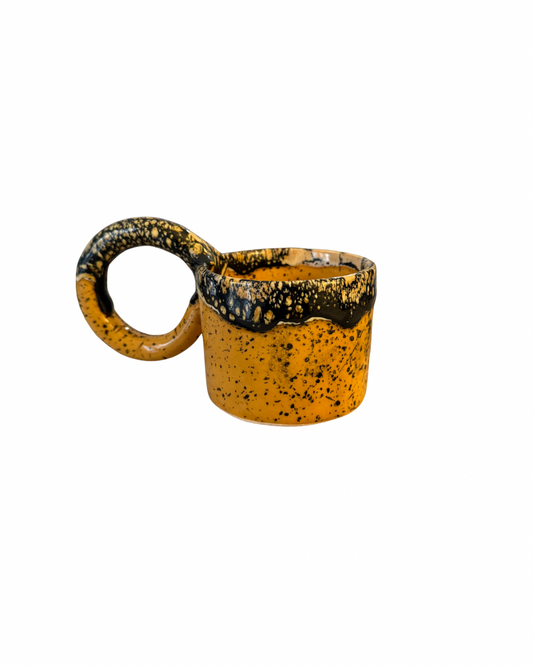 Tasse artisanale en céramique émaillée anse XL