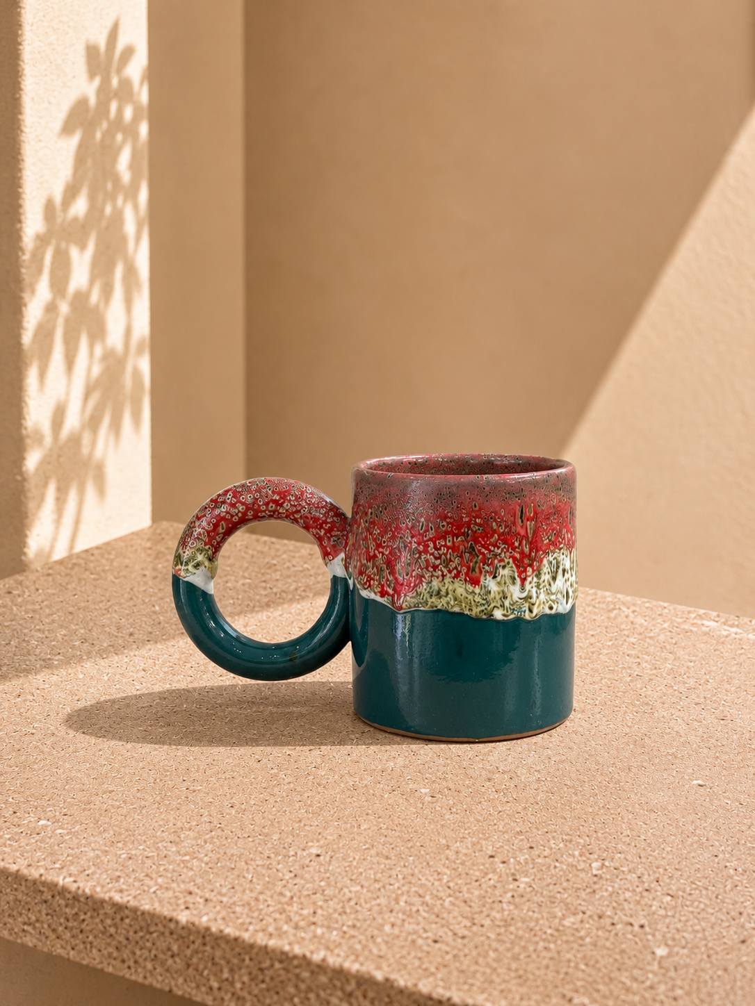 Mug artisanal en céramique émaillée anse XL