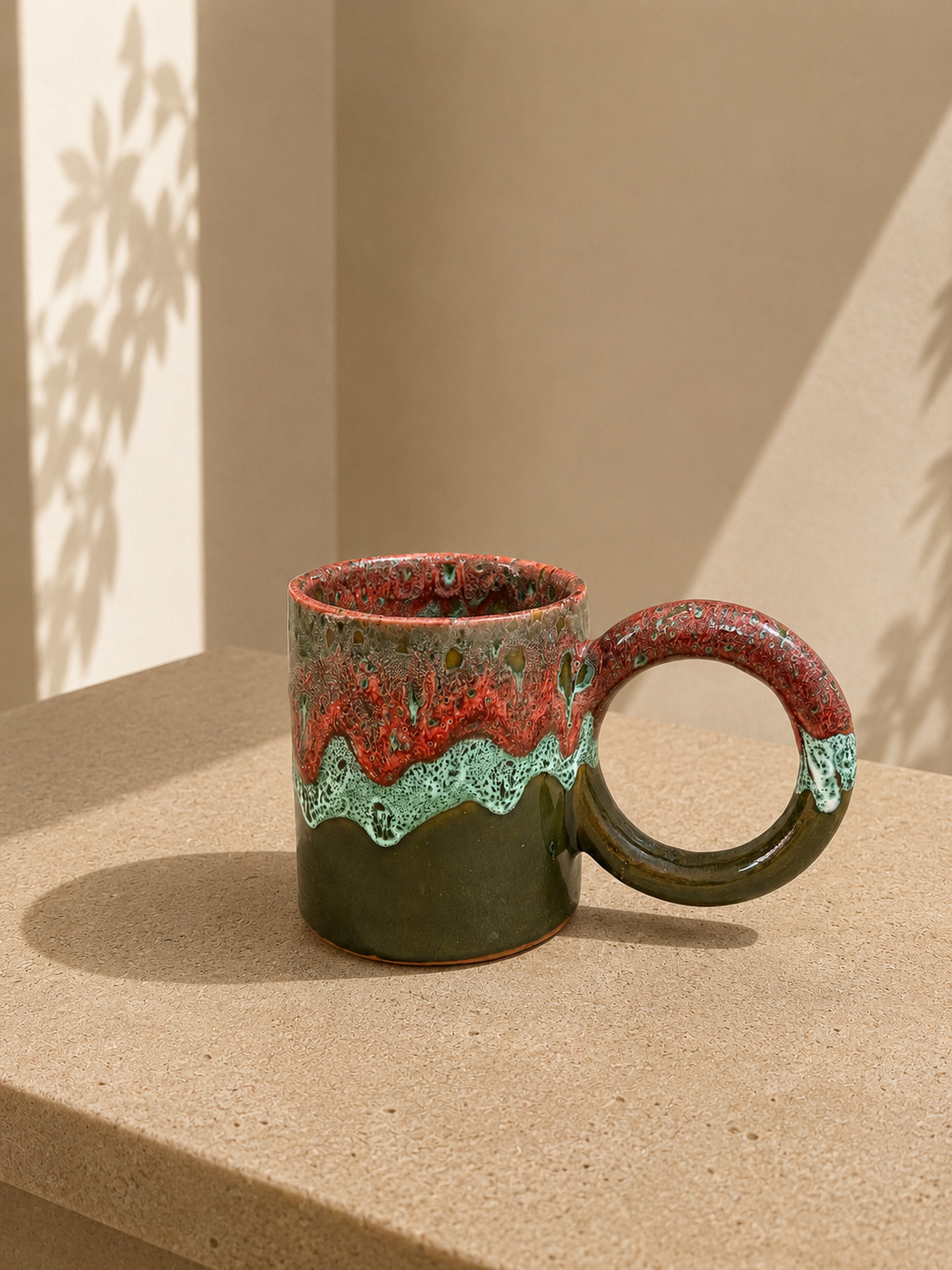 Mug artisanal en céramique émaillée anse XL
