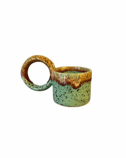 Tasse artisanale en céramique émaillée anse XL